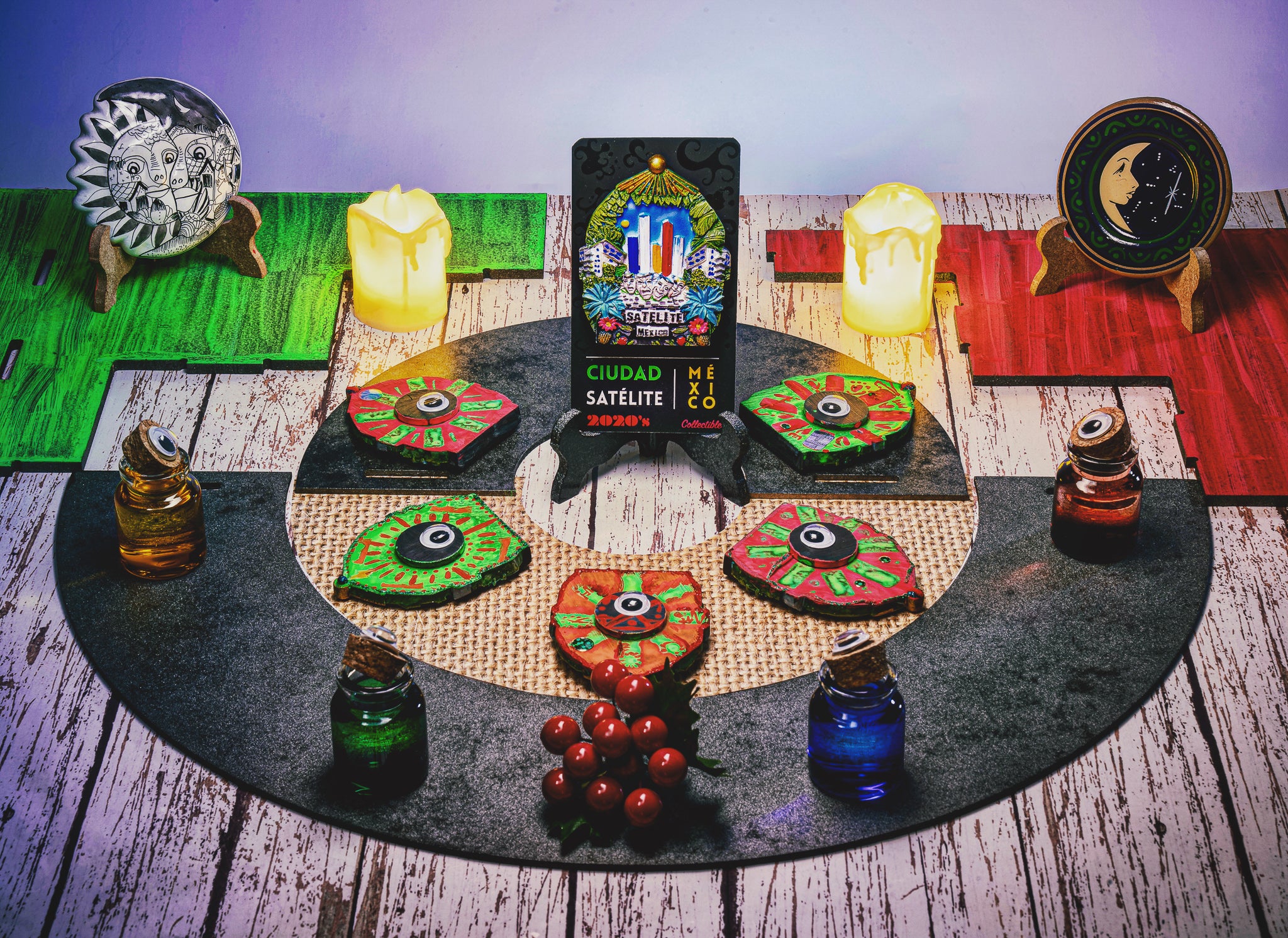 Diorama de colección de las Torres de Satélite con vegetación estilo Javier Senosiain y Luis Barragán. Souvenir de diseño para el Mundial 2026 México. Ideal para coleccionar y decorar espacios. 
